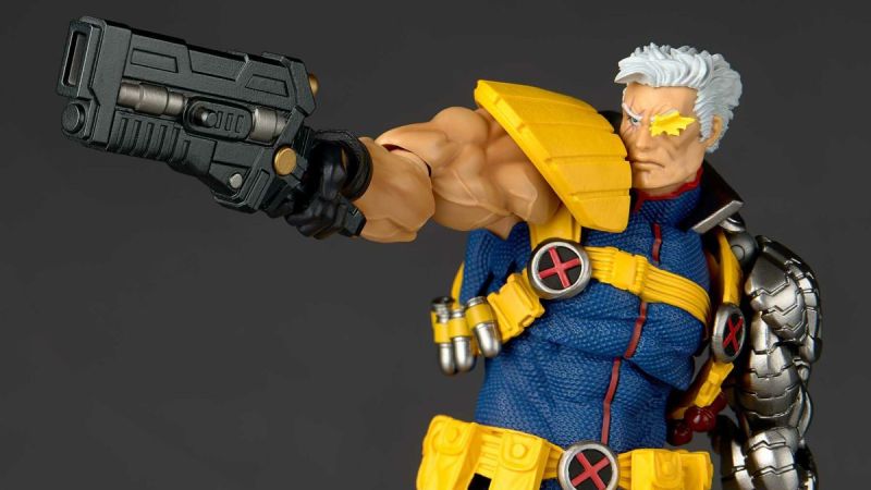 Marvel Revoltech Cable V1.5 Figure 007
